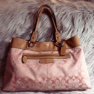 Coach Salmon Shoulder Bag